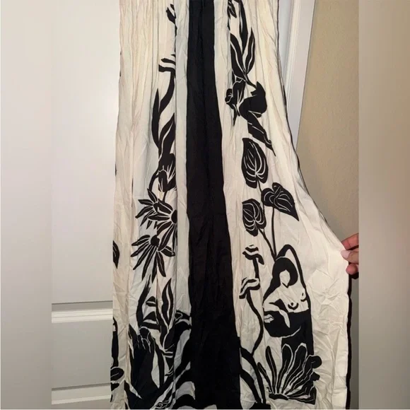 Farm Rio Sleeveless Square-Neck tropical Floral
Slim Midi Dress size XS - Picture 9 of 15